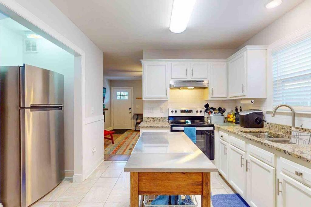 The Blue Door Bungalow Wilmington Luaran gambar